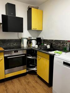 Premium Apartment für Teams & Monteure 2 Schlafzimmer, Parkplatz & WLAN