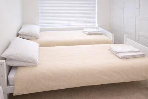 Beautiful Flat 2-Mins away from Rochester Station