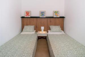 WELCS APARTAMENTO 312 EMP con piscina y parking privado