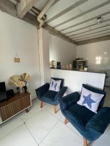 Duplex rústico em Santa Mônica 10 minutos do mar