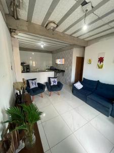 Duplex rústico em Santa Mônica 10 minutos do mar