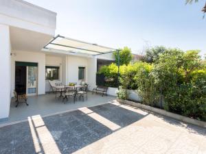 Holiday Home Villa Stelladali 100 m vom Sandstrand entfernt by Interhome