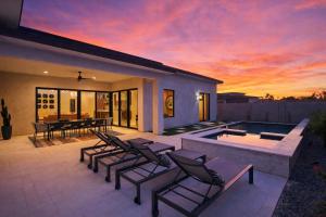 Sundown - 2 Homes w Private Pools - In Scottsdale