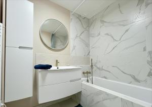 Tour Eiffel Cambronne Cepre Paris