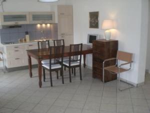 Apartment Wohnung in Soleminis mit Grill by Interhome img14