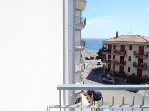 Apartment Sunrise Suite - Charme und Entspannung bei Morgenlicht by Interhome