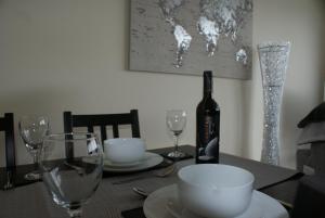 Coastal City Rooms – Waterfront