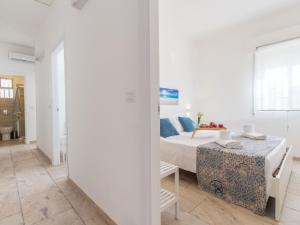 Apartment Edoné- Wohnung mit Blick auf einen Sandstrand by Interhome