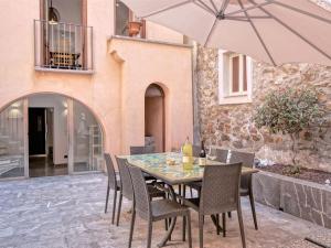 Apartment Villa Bordonaro by Interhome