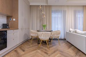 Glow Apartments - Granaria Premium Gdańsk City Center