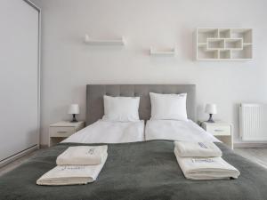 Apartment Stylische Ferienwohnung Flotylla am Meer by Interhome