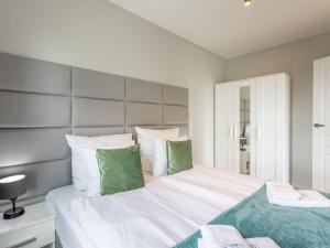 Apartment Urlaub auf Usedom- Apartment Sun Towers A45 by Interhome