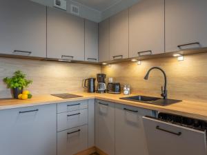 Apartment Urlaub auf Usedom- Apartment Sun Towers A45 by Interhome