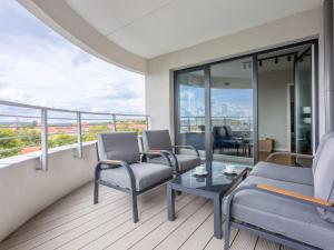 Apartment Urlaub auf Usedom- Apartment Sun Towers A45 by Interhome