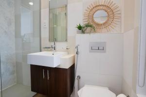 Palm Jumeirah gem with direct beach access