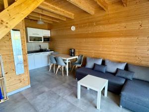 Holiday Home Gemütliches Ferienhaus an der Ostsee - Haus Nr- 4 by Interhome