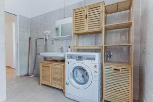 Comfortable Private Rooms Near Landstraße , 15 Min Access