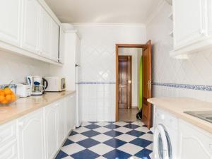 Apartment Jardins da Oura 3 zimmer SuperAlgarve by Interhome