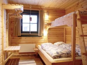 Holiday Home Gemütliches Blockhaus mit Kamin im Oviksfjäll by Interhome