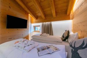 Besseghini Apartments