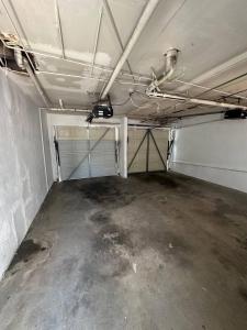1 bedroom spacious apt in Beverly hills