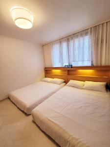 Mangwon Station Taxi 3 Minutes #Family #Friend #Hongdae #Hangangang #YG #Self-Check-in #WashingMachine #Dryer #Low-floor Bed #Childrens Supplies