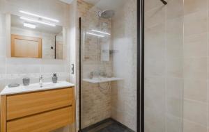 Appartement avec grande terrasse à 300 m de la mer