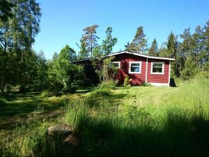 Holiday Home Gemütliches Ferienhaus in Seenähe by Interhome
