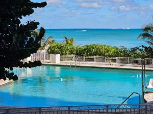 Apartment Charmante Eigentumswohnung mit 2 Schlafzimmern im Ocean Manor Resort by Interhome