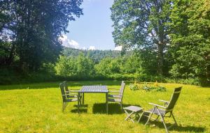 Cozy Home In Dals-Rostock With Kitchen