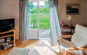 Cozy Home In Dals-Rostock With Kitchen