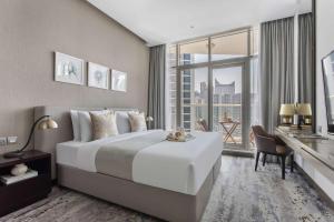 Frank Porter - Damac Prive A