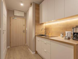 Apartment Elegante Ferienwohnung Dune 734 by Interhome