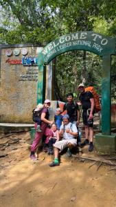 Lucky BambooBungalows-Resto and Orangutan Jungle Trekking Tours