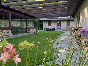 Holiday Home mit Wasserblick by Interhome