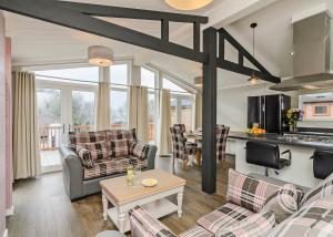 Canterbury Reach Lodge Retreat