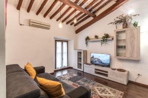 loft in the ghetto 3