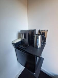 Top location private stay with roof terrace