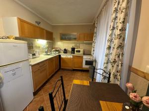 Aranyeső Apartman- 300 méterre a strandtól