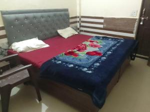 गोपाल जी अतिथि भवन