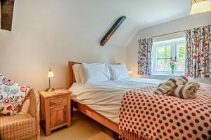 2 Bed in Weybourne oc-b16181