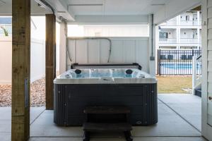 Luxury Condo with Sauna Theater Elevator GameRm
