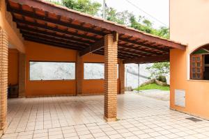 Casa em São Sebastião refúgio do pontal