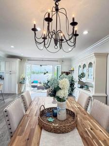 Peace of Paradise - Heated Pool, Spa & Fireplace