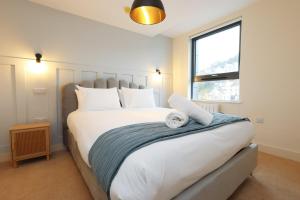 The Central Swansea Hall 1BR Apartment