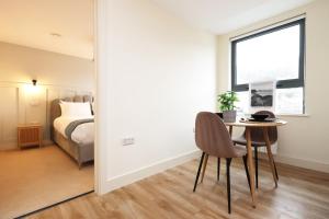 The Central Swansea Hall 1BR Apartment