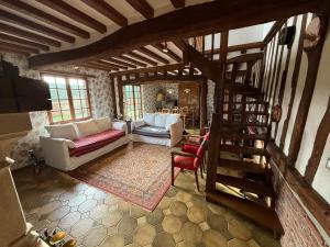 Maison normande authentique de 180 m2 avec un grand jardin et proche de la plage