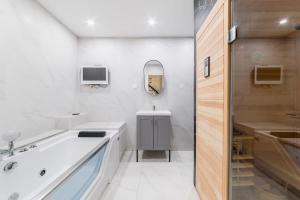 Spa prive a domicile - Sauna elegance a Paris 17