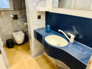 Brown Balcony Suite No 1, Piraeus Port