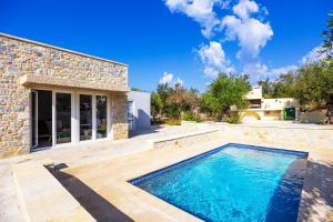 Villa Omega
